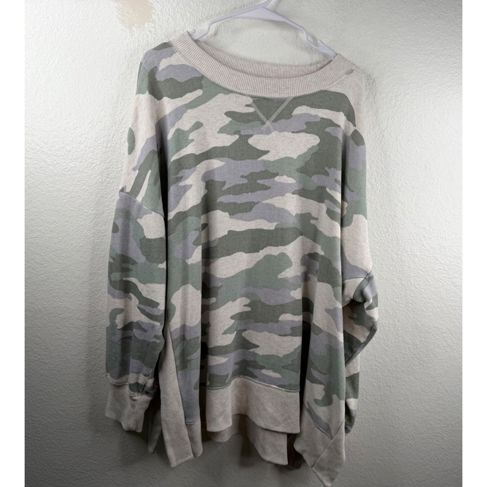 Aerie Women's Camo Sweatshirt XXL Gray Green Crewneck Pullover Oversized Cozy